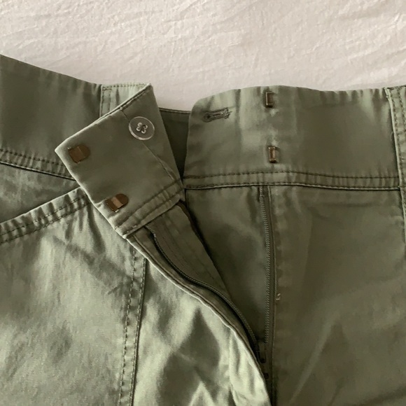 Khaki green WHBM shorts - Picture 5 of 12